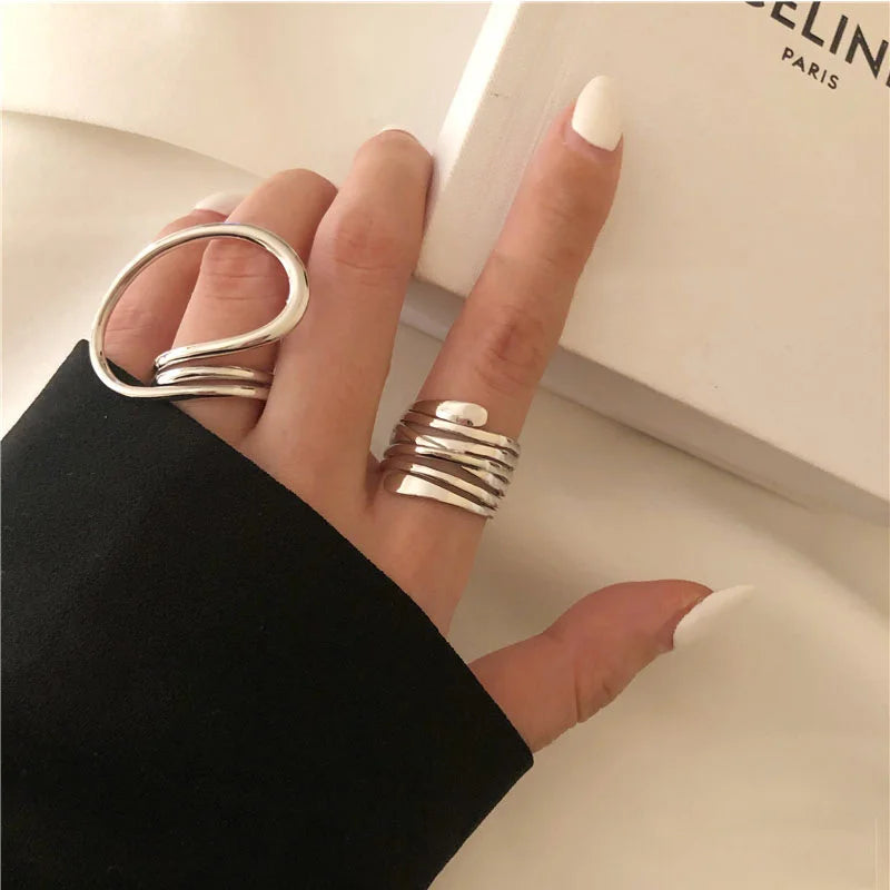 2Pcs/Set Women Rings Exaggerated Lines Rings for Women Fashion Simple Distorted Geometric Party Statement Designer Jewelry