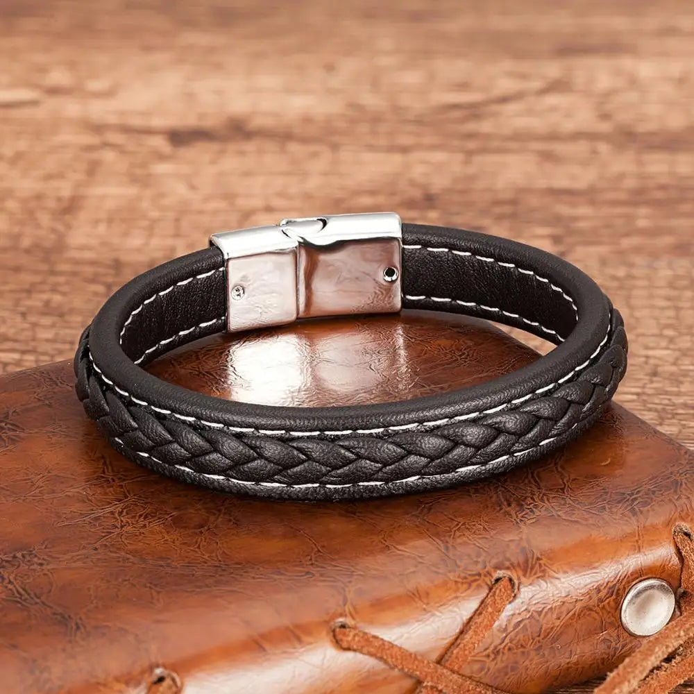 Punk Men Jewelry Red Black Braided Leather Bracelet Metal Magnetic Buckle Bracelets Charm Male Wrist Band Pulsera Hombre