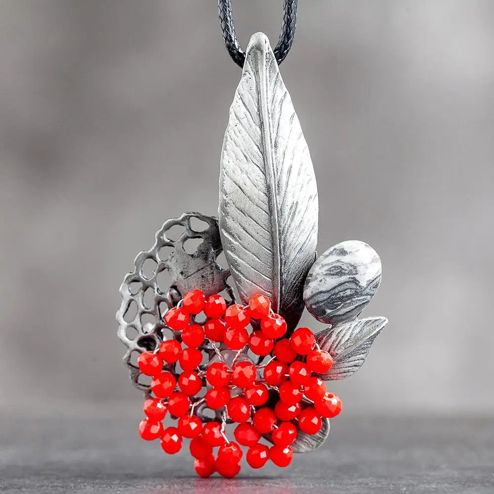 Jewelry Red Crystal Beads Flower Pendant Long Necklace for Women Vintage Plant Suspension Goth Chains Choker Wholesale Jewellery