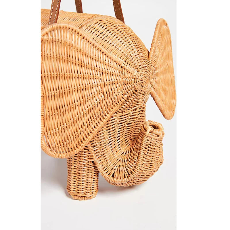 Summer New Large Capacity Women'S Bags Seaside Holiday Rattan Elephant Handbag Simple Personality Hand-Woven Bags Makeup Bag