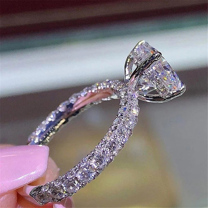 2024 Trendy Crystal Zircon Engagement Claws Design Rings for Women Female Wedding Jewelry Accessories Gift Fashion Women Rings