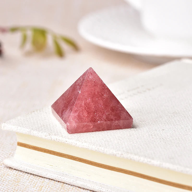 Natural Crystal Pyramid Fluorite Quartz Healing Stone Chakra Reiki Crystal Point Energy Home Decor Handmade Crafts of Gem Stone