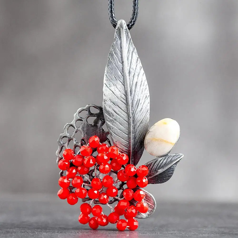 Jewelry Red Crystal Beads Flower Pendant Long Necklace for Women Vintage Plant Suspension Goth Chains Choker Wholesale Jewellery