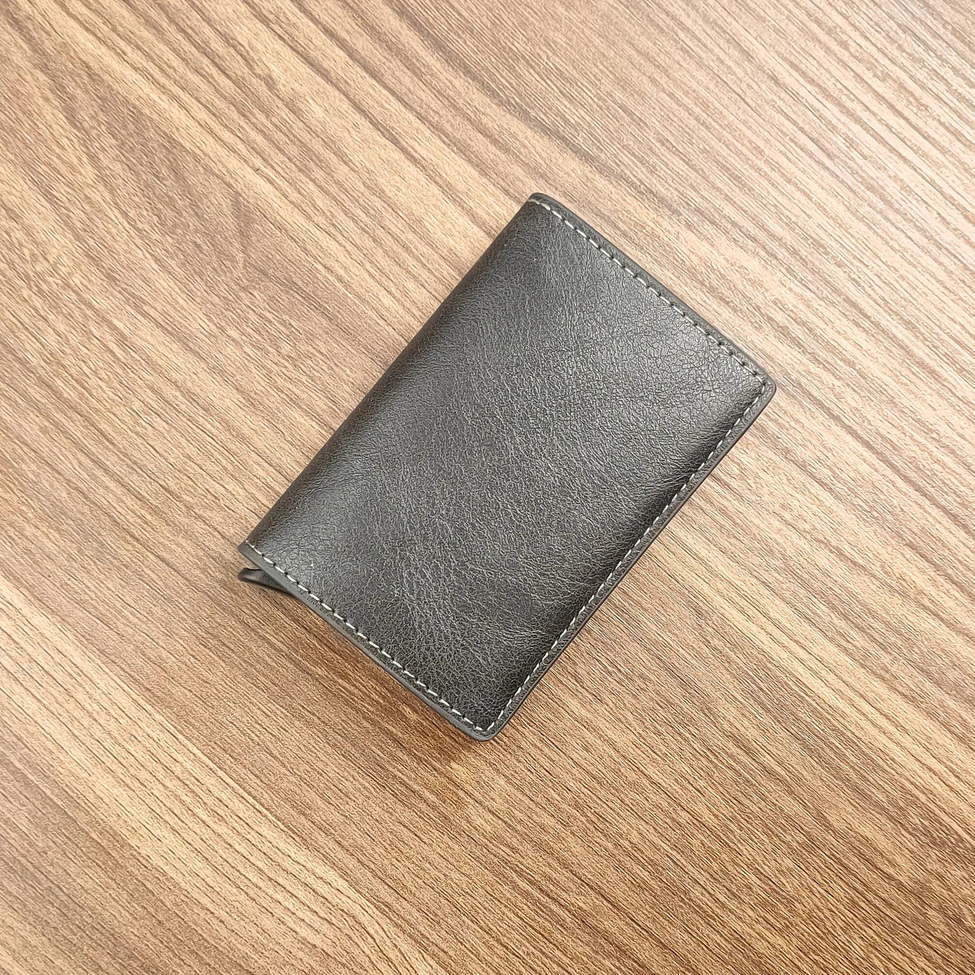 Wallet Credit Card Holder Men Wallet RFID Box Bank Card Holder Vintage Leather Wallet with Money Clips