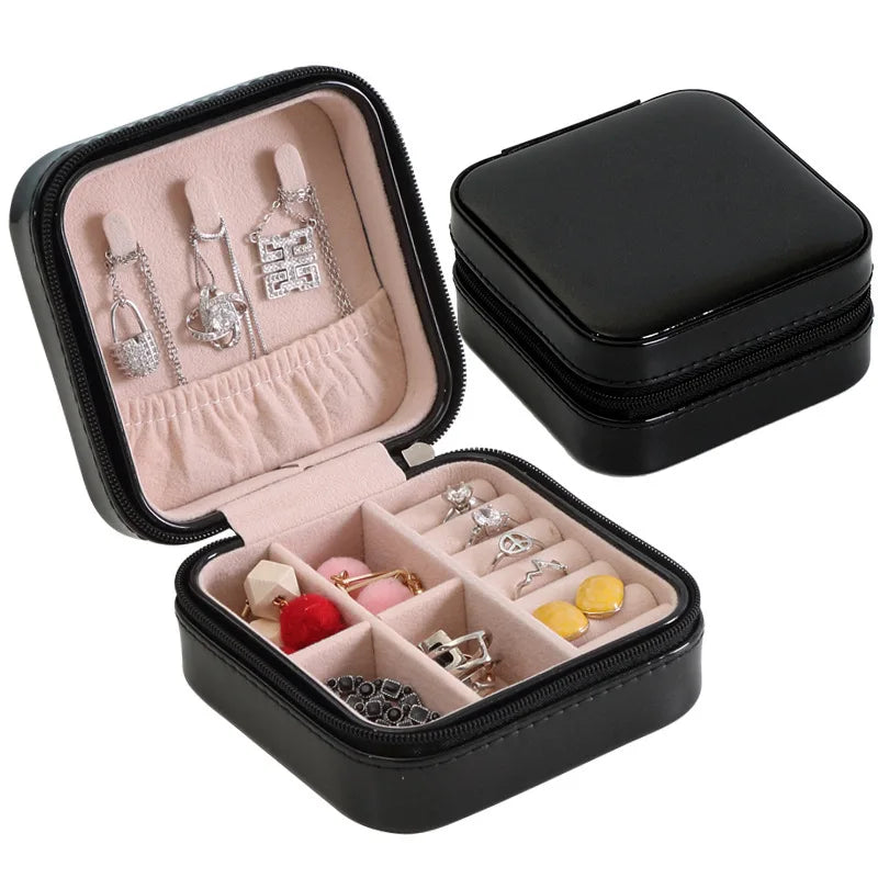 Personalized Jewelry Boxes Bridesmaid Jewelry Box Bridesmaid Gift Maid of Honor Travel Jewelry Case Box Custom Gift for Women